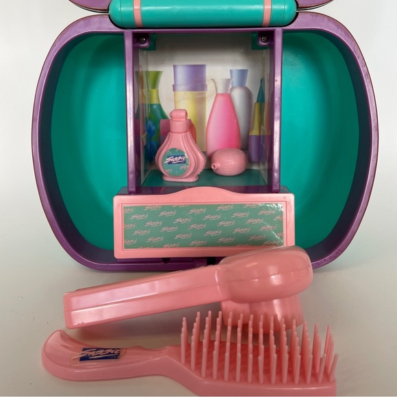 Vintage Sassee Look Light Up Fashion Vanity Case đź’ˇLights upđź’ˇ with accessories - Picture 6 of 15